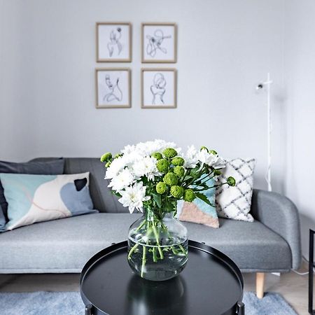 Arctic Blue City Suite โรวานิเอมิ ภายนอก รูปภาพ