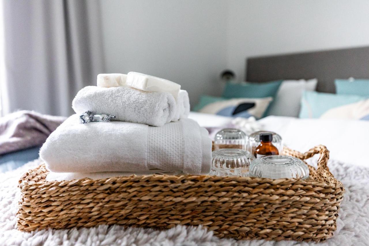 Arctic Blue City Suite โรวานิเอมิ ภายนอก รูปภาพ
